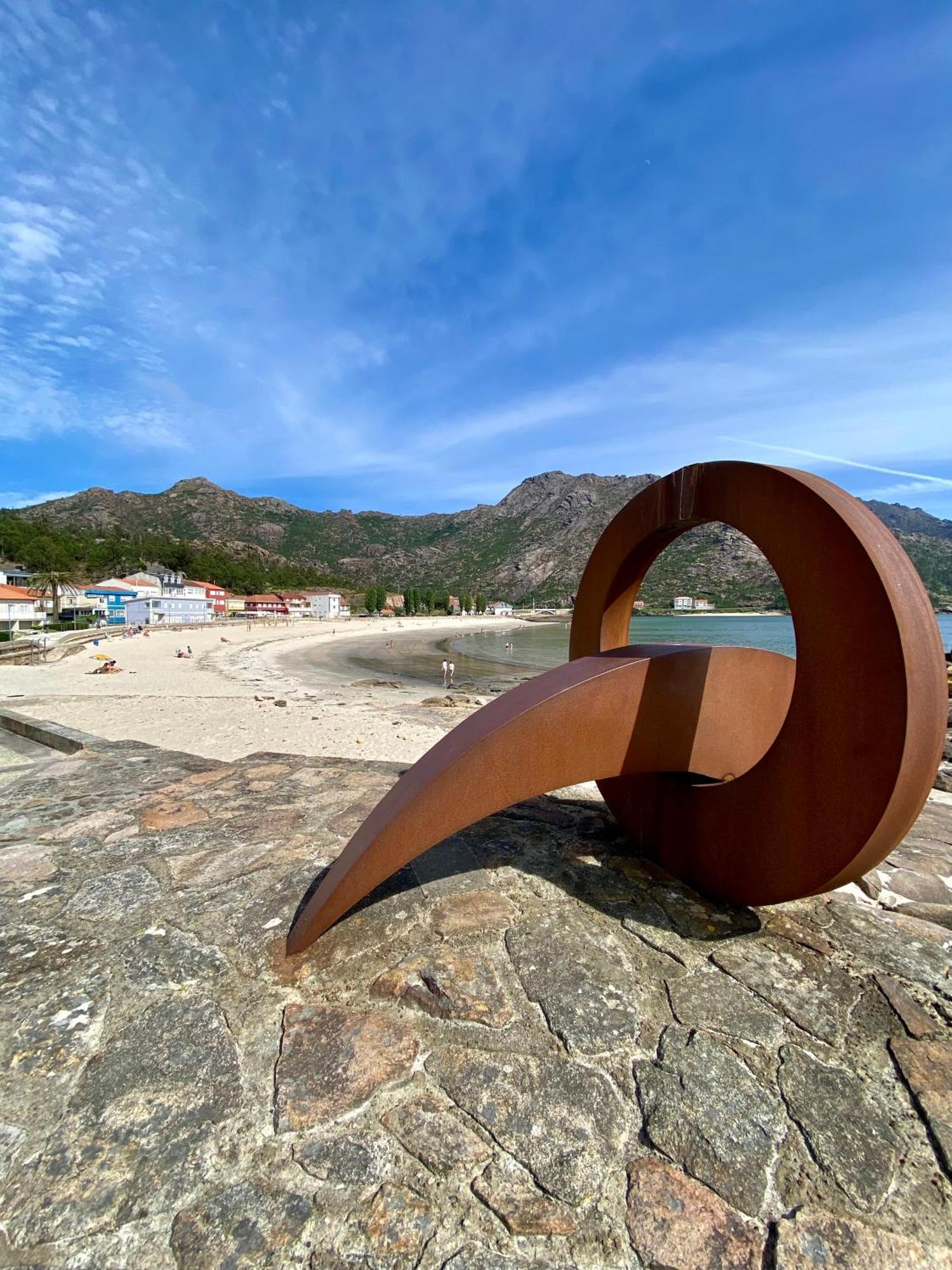 Apartamentos Ezaro Beach Dumbría Esterno foto
