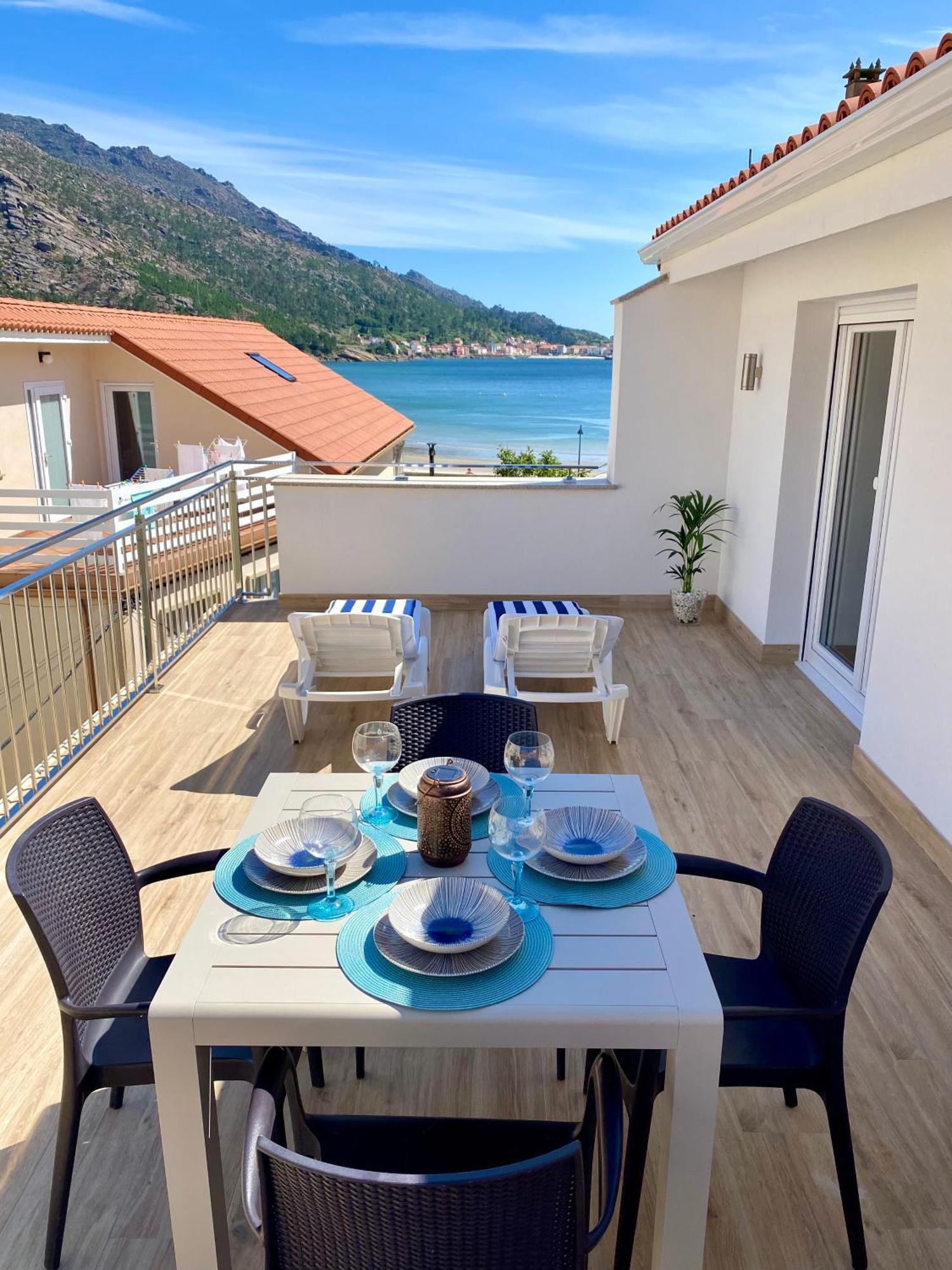 Apartamentos Ezaro Beach Dumbría Esterno foto