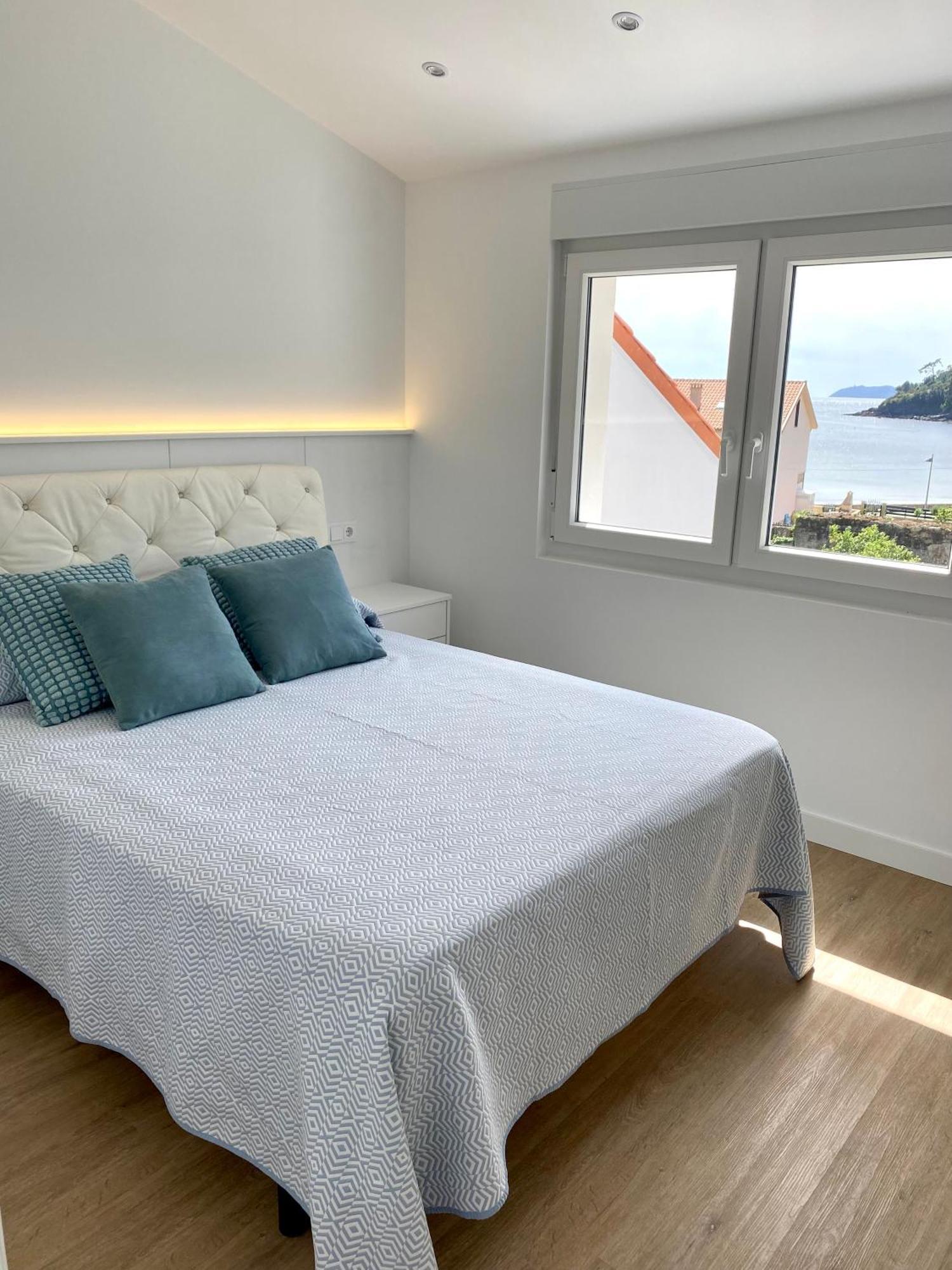 Apartamentos Ezaro Beach Dumbría Esterno foto